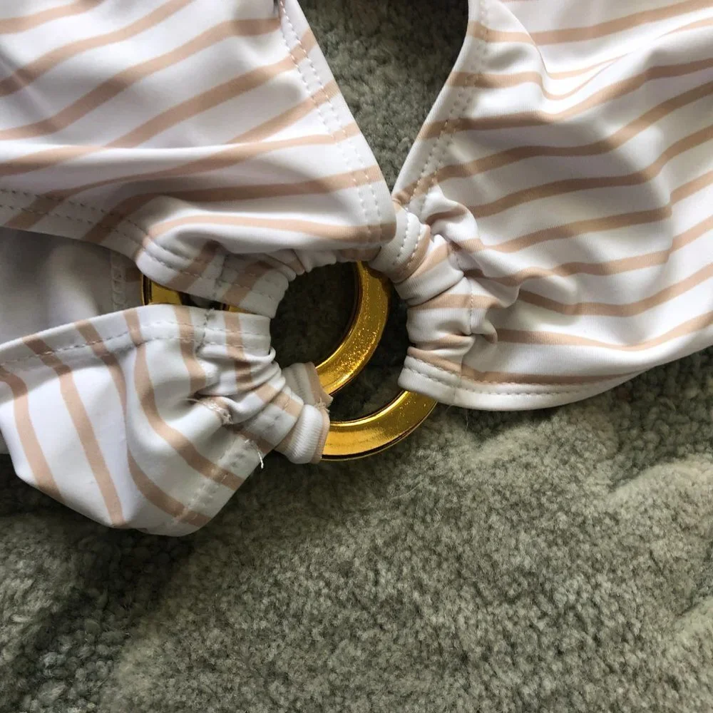 PrettyLittleThing Halterneck Striped Ring Swimsuit - Picture 7 of 8